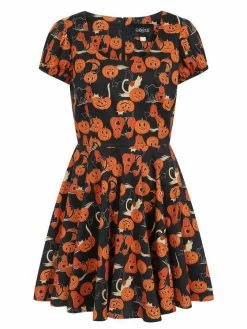 Collectif Zita Skater Dress In Pumpkins And Cats Print -Timeless London Shop CollectifZitaPumpkinsandCatsSkaterDress1 720x 45b5571c e009 42dc a93e 92d6e7f27a5e 560x