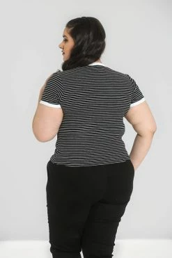 Hell Bunny Vampirina Top -Timeless London Shop hlb60005p vampirina top blk 03 560x